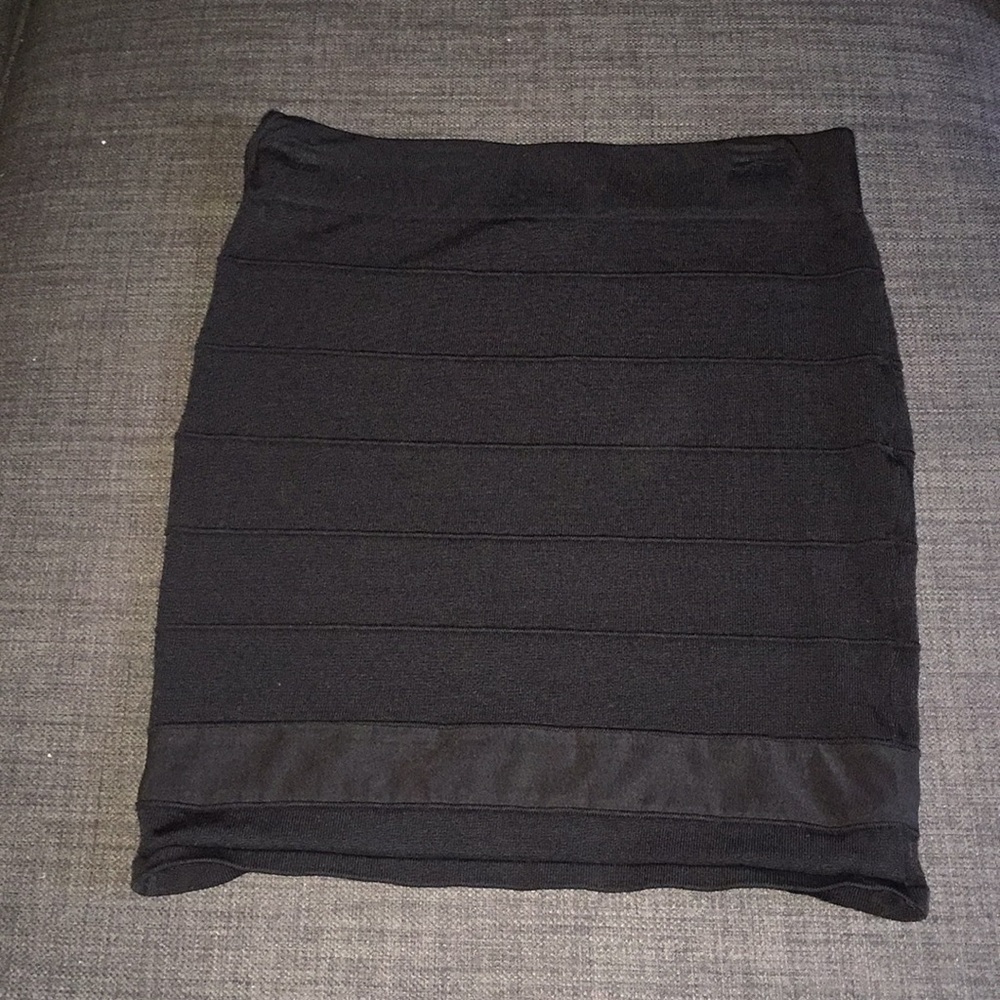 Arden B black high waisted skirt